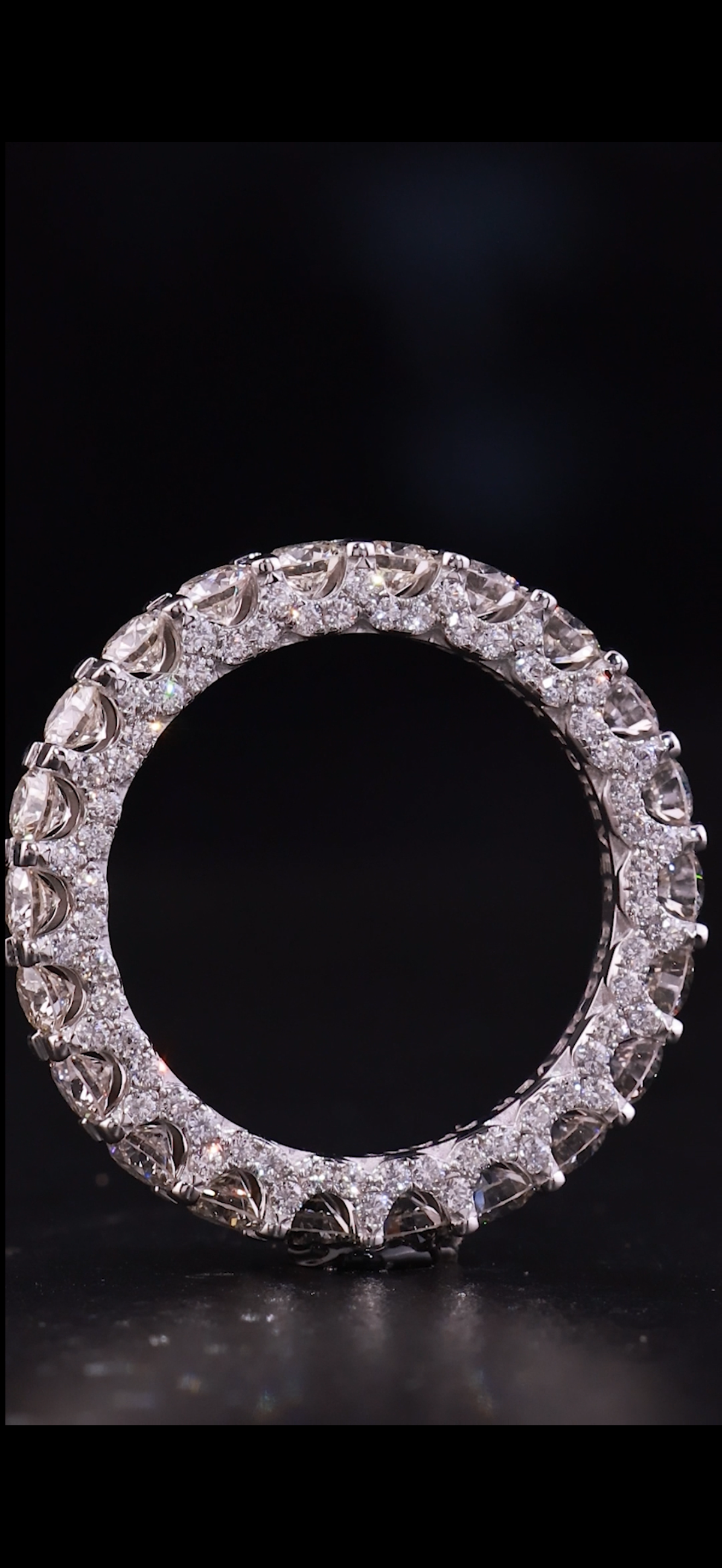18k Natural Diamond Ring